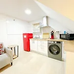 New Tropic Malaka Home